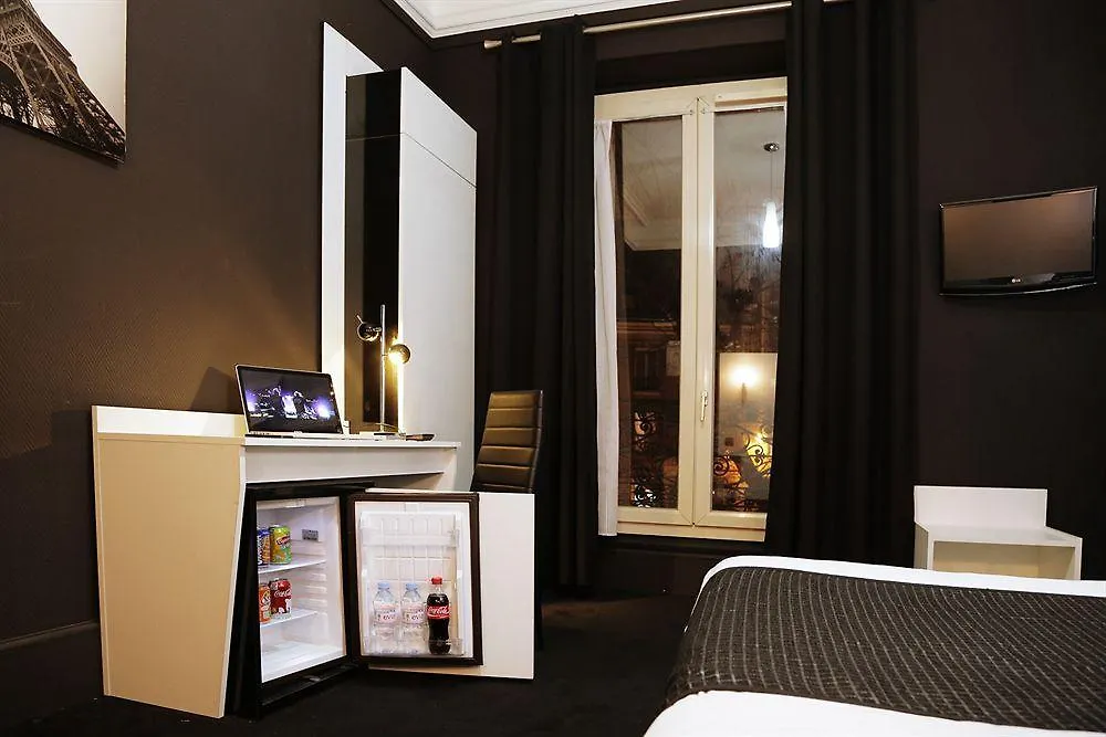 De L'exposition - Republique Hotel