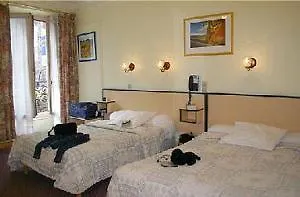 De L'exposition - Republique Hotell 3*